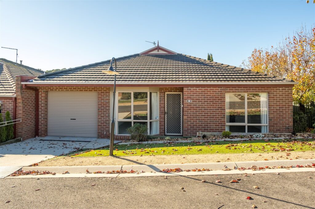 agent202_residential_extra_6679030